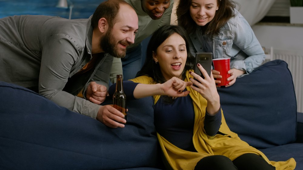 Why Bulk SMS is Still the King of Customer Engagement in 2025